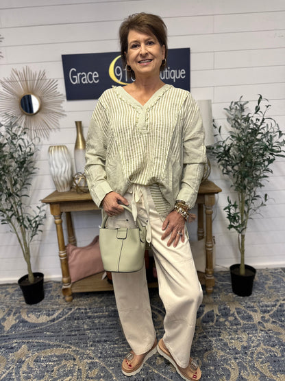 Patch Pocket V neck top