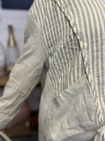 Patch Pocket V neck top