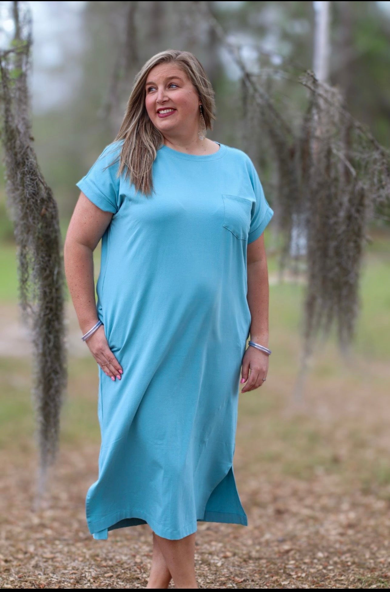Plus round neck short sleeve midi dress
