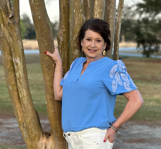 Feather print sleeve Top